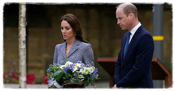 William And Kate Remember Manchester Terror Attack Victims