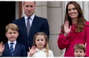 The Cambridges Jet Off For Their Children's Summer Holidays On Private Helicopter