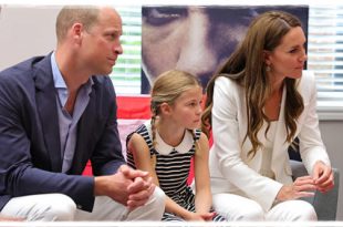 Royal Fans Gush As Charlotte Mirrors William's Body Language