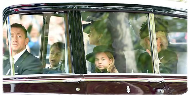 Prince George and Princess Charlotte Arrived at Queen's funeral