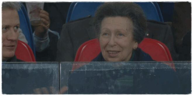 Princess Anne receiving a standing ovation from crowds during her visit to Italy
